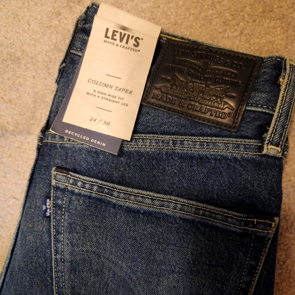 BRAND new Levis Made & Crafted LMC women Column Taper 24/30